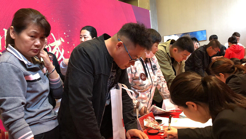 正業(yè)翡翠城首次開盤熱銷2.8億，火爆場(chǎng)面震驚葫蘆島樓市(圖5)