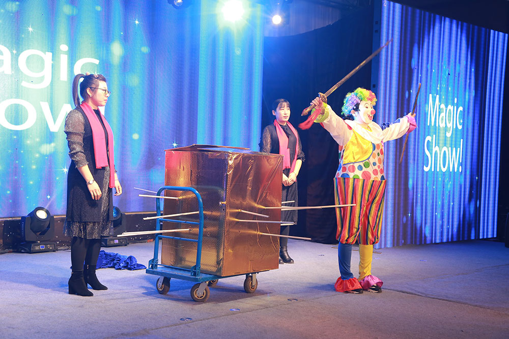 攜手并進(jìn) 共創(chuàng)未來(lái)——遼寧正業(yè)集團(tuán)20周年慶典(圖17) 攜手并進(jìn) 共創(chuàng)未來(lái)——遼寧正業(yè)集團(tuán)20周年慶典(圖17)