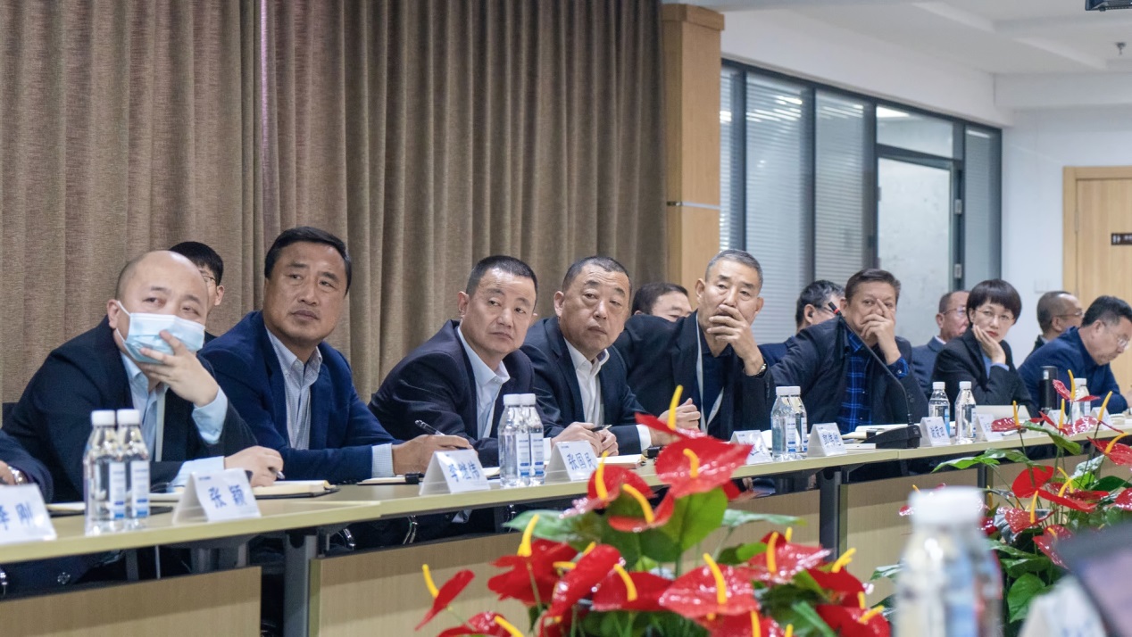 遼寧正業(yè)集團(tuán)第一屆董事會(huì)2022年度第四次董事會(huì)擴(kuò)大會(huì)議順利召開(kāi)(圖2) 遼寧正業(yè)集團(tuán)第一屆董事會(huì)2022年度第四次董事會(huì)擴(kuò)大會(huì)議順利召開(kāi)(圖2)