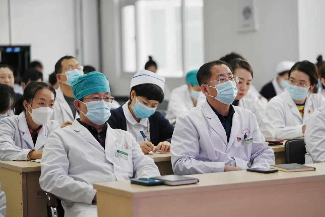 黨建引領(lǐng)|市二院學習貫徹黨的二十大精神——深刻理解“五個牢牢把握(圖8) 黨建引領(lǐng)|市二院學習貫徹黨的二十大精神——深刻理解“五個牢牢把握(圖8)