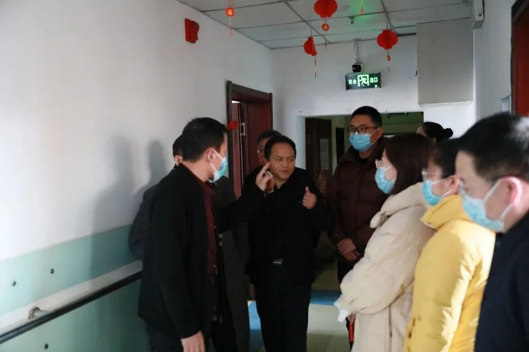 國家重點研發(fā)計劃-醫(yī)養(yǎng)結(jié)合項目專家組蒞臨龍港國際醫(yī)療健康產(chǎn)業(yè)園調(diào)研指導(dǎo)工作(圖6) 國家重點研發(fā)計劃-醫(yī)養(yǎng)結(jié)合項目專家組蒞臨龍港國際醫(yī)療健康產(chǎn)業(yè)園調(diào)研指導(dǎo)工作(圖6)