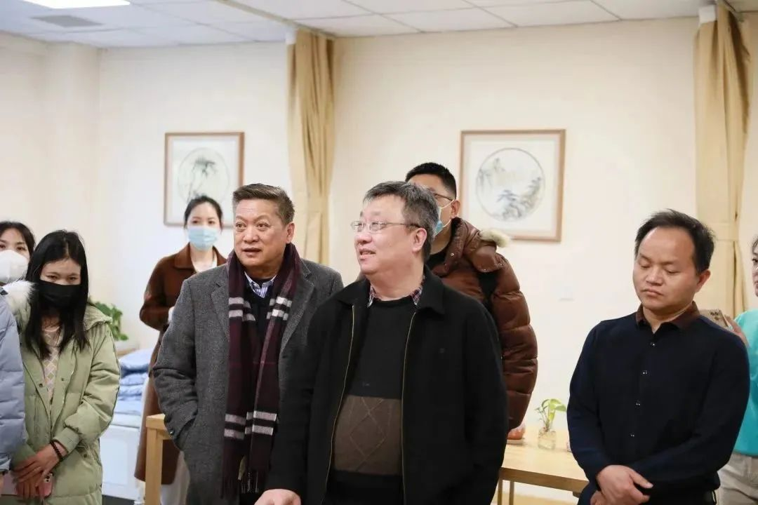 國家重點研發(fā)計劃-醫(yī)養(yǎng)結(jié)合項目專家組蒞臨龍港國際醫(yī)療健康產(chǎn)業(yè)園調(diào)研指導(dǎo)工作(圖4) 國家重點研發(fā)計劃-醫(yī)養(yǎng)結(jié)合項目專家組蒞臨龍港國際醫(yī)療健康產(chǎn)業(yè)園調(diào)研指導(dǎo)工作(圖4)