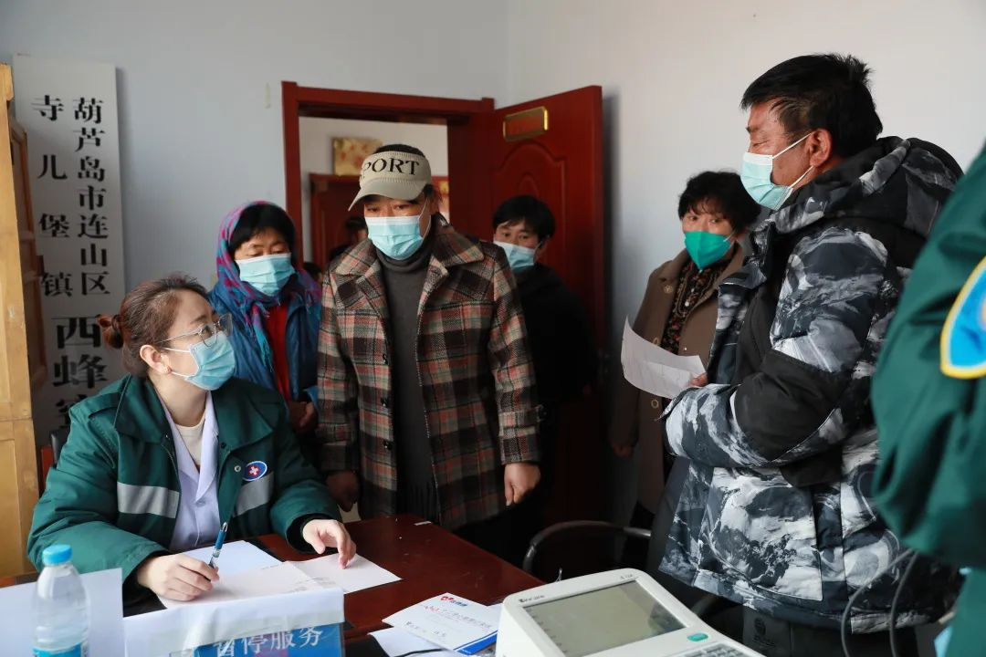 踐行黨的二十大精神，市二院黨員開展大型公益出診！(圖3)