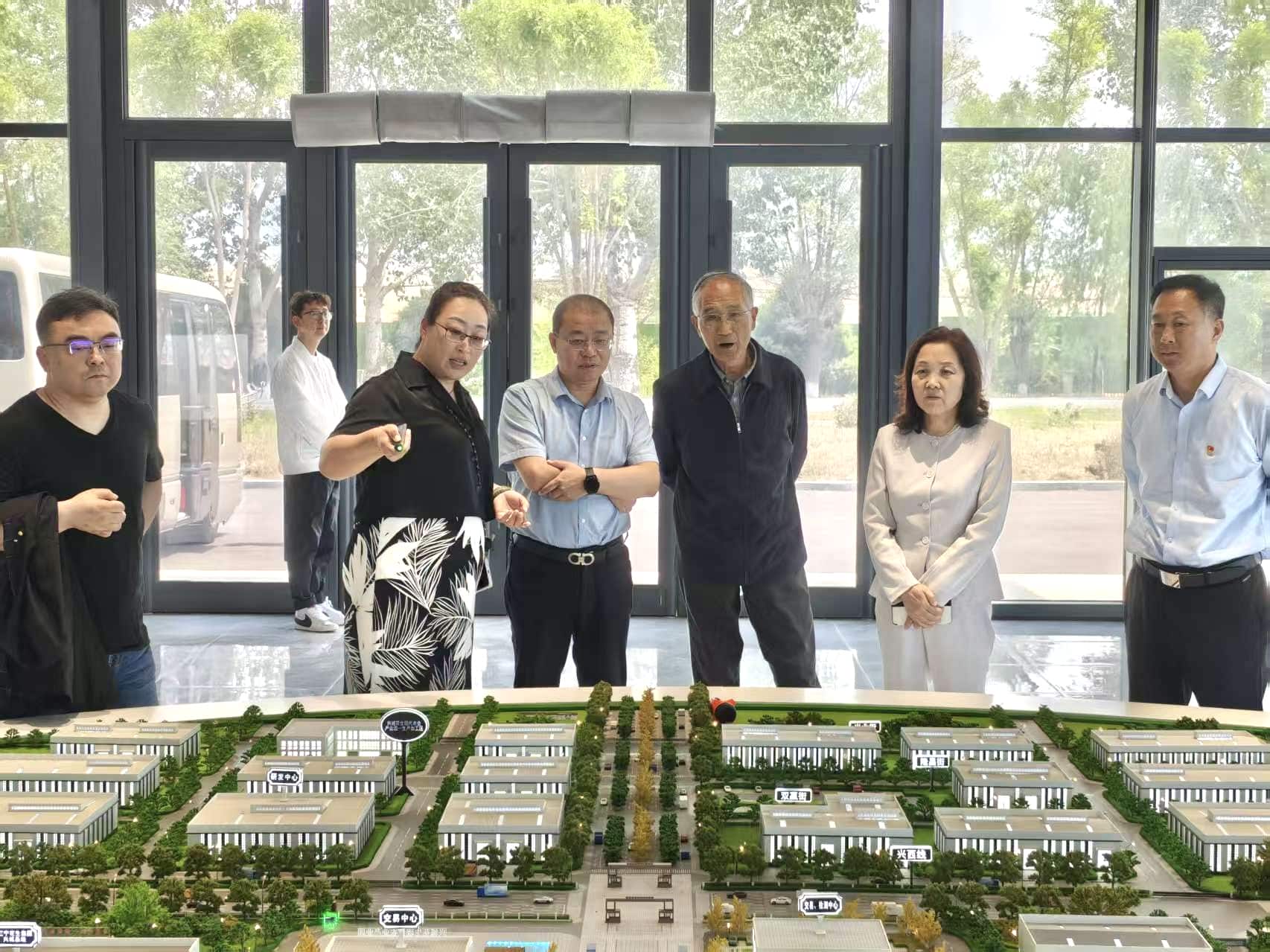 【聚焦產(chǎn)業(yè)升級】葫蘆島銀行監(jiān)事會赴正業(yè)集團專項調(diào)研(圖6) 【聚焦產(chǎn)業(yè)升級】葫蘆島銀行監(jiān)事會赴正業(yè)集團專項調(diào)研(圖6)